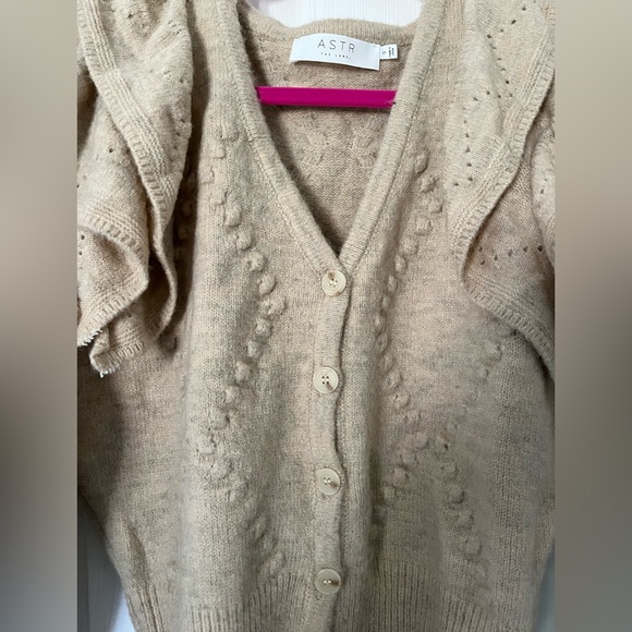 ASTR Sweater - Picture 2 of 4